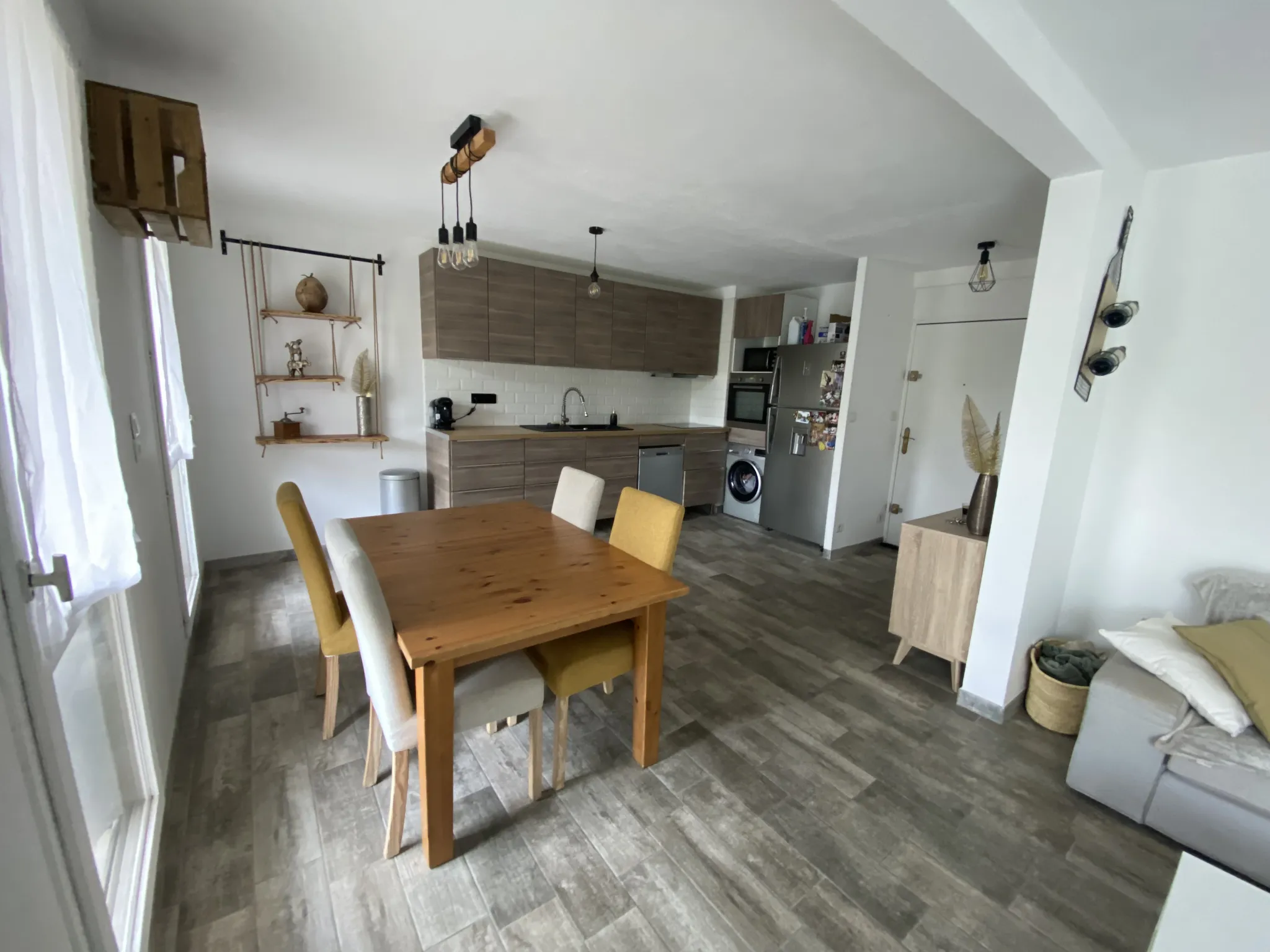 Appartement T4 avec Terrasse à Marseille 