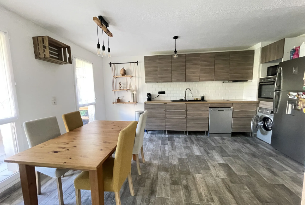 Appartement T4 de 81 m² avec Terrasse à Marseille 