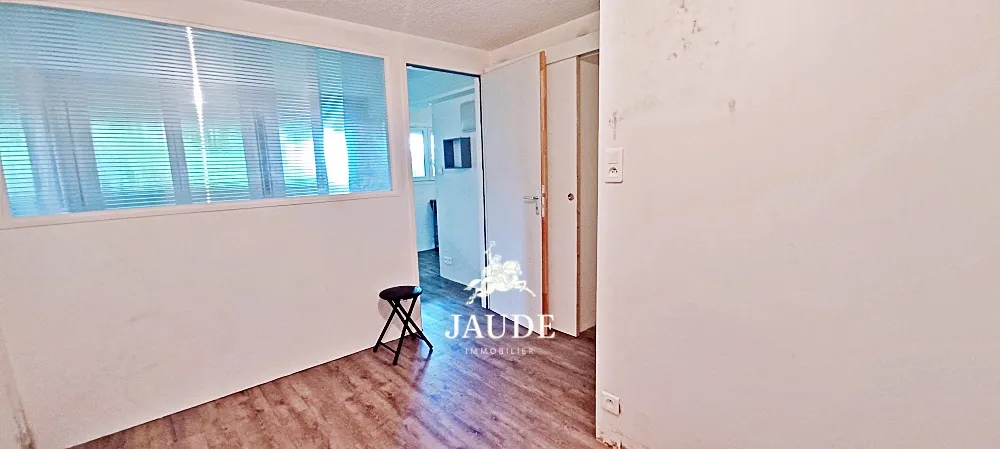 Vente appartement à rénover de 35 m² à Chamalieres 