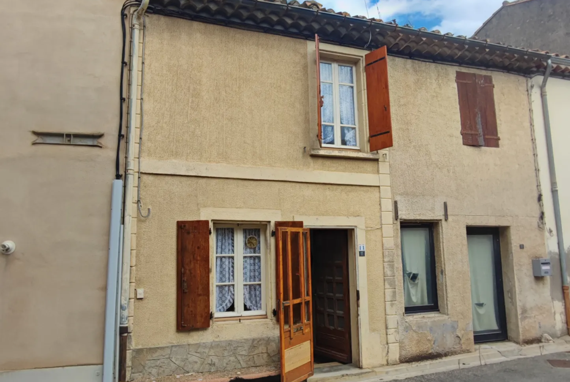 Maison de village à rénover à Puicheric - 37 500 € HAI 