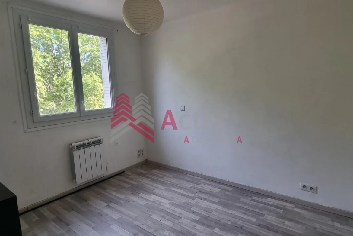 Vente Appartement T3 Rénové à Arles, Quartier Alyscamps 