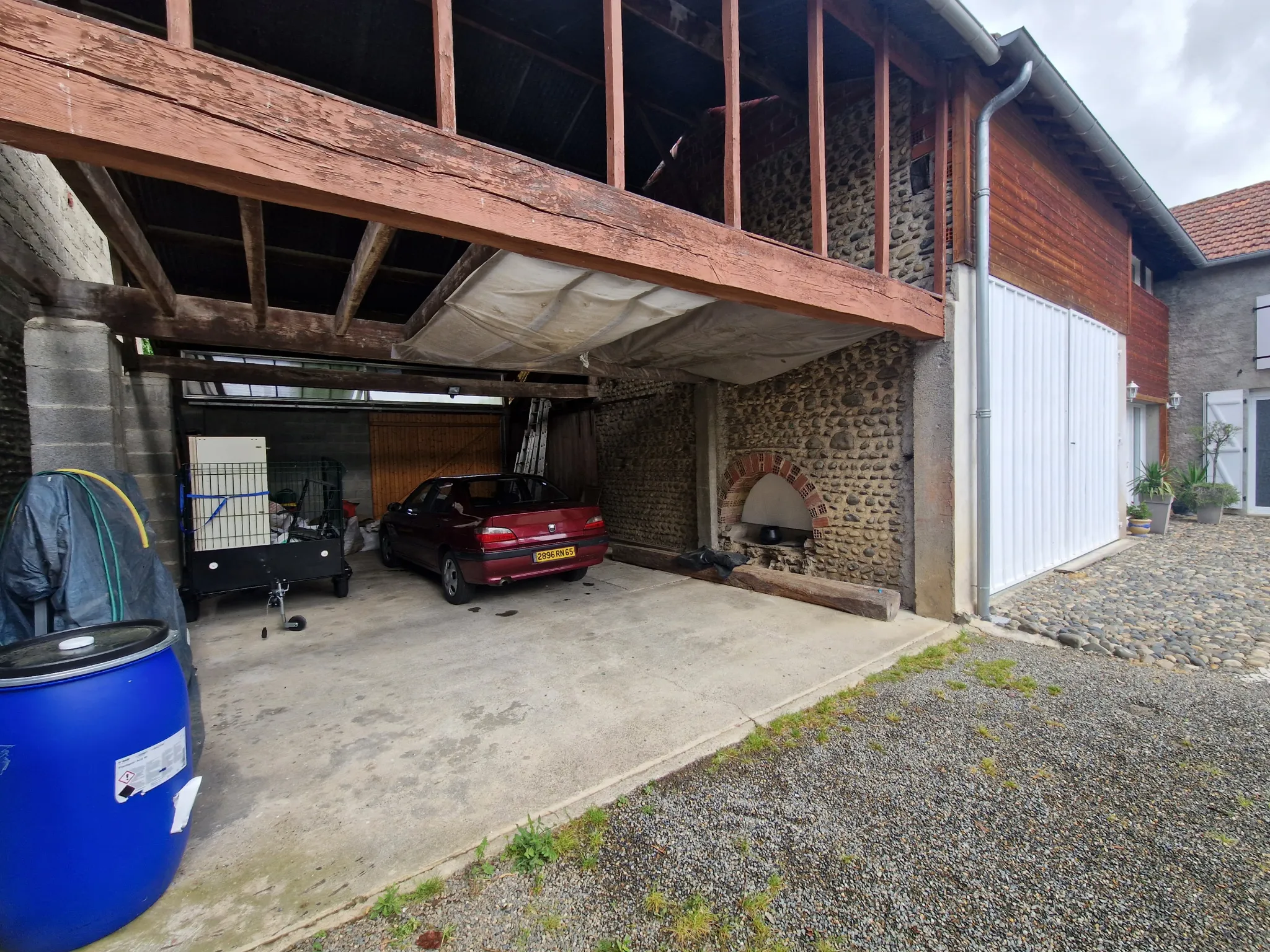 À vendre : deux maisons de village à Pujo, près de Vic-en-Bigorre 