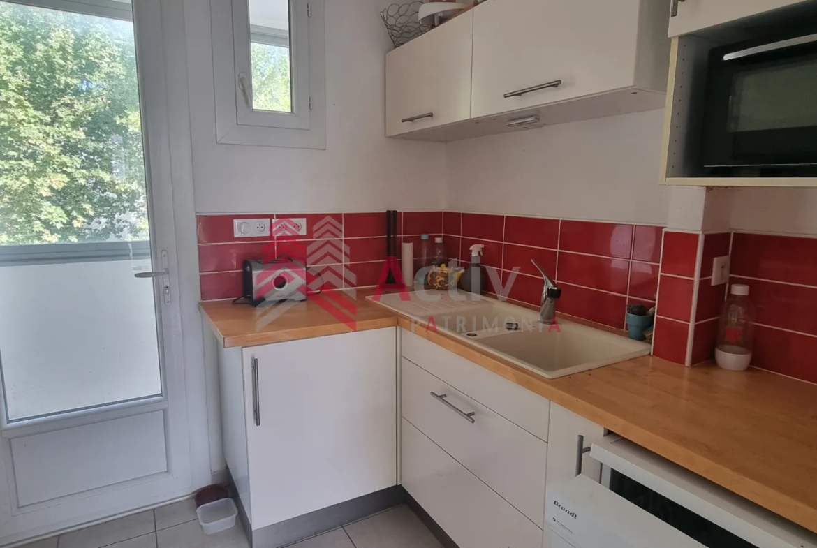 Vente Appartement T3 Rénové à Arles, Quartier Alyscamps 