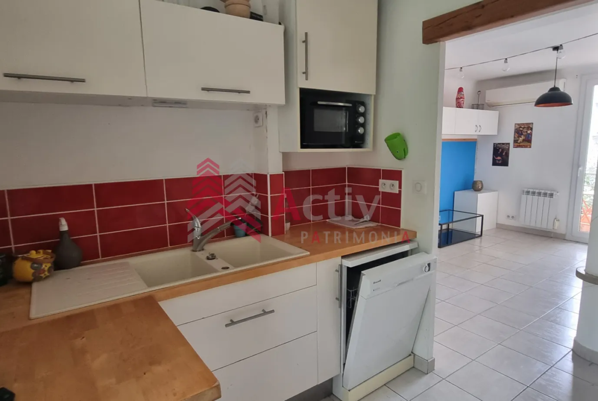 Vente Appartement T3 Rénové à Arles, Quartier Alyscamps 