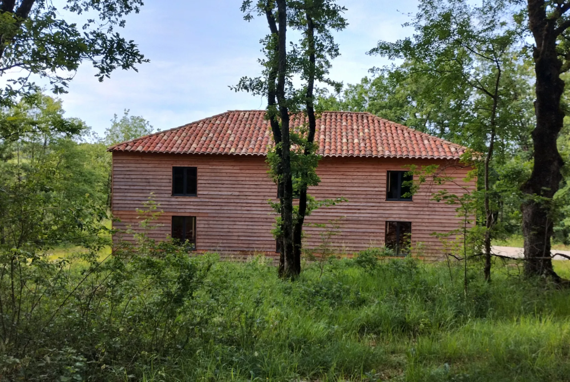 Maison ossature bois à vendre au milieu des bois à Masquieres 