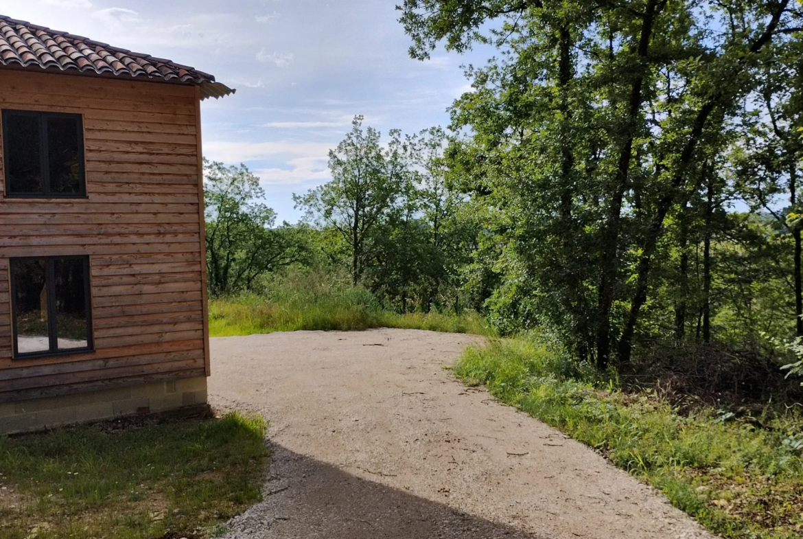 Maison ossature bois à vendre au milieu des bois à Masquieres 