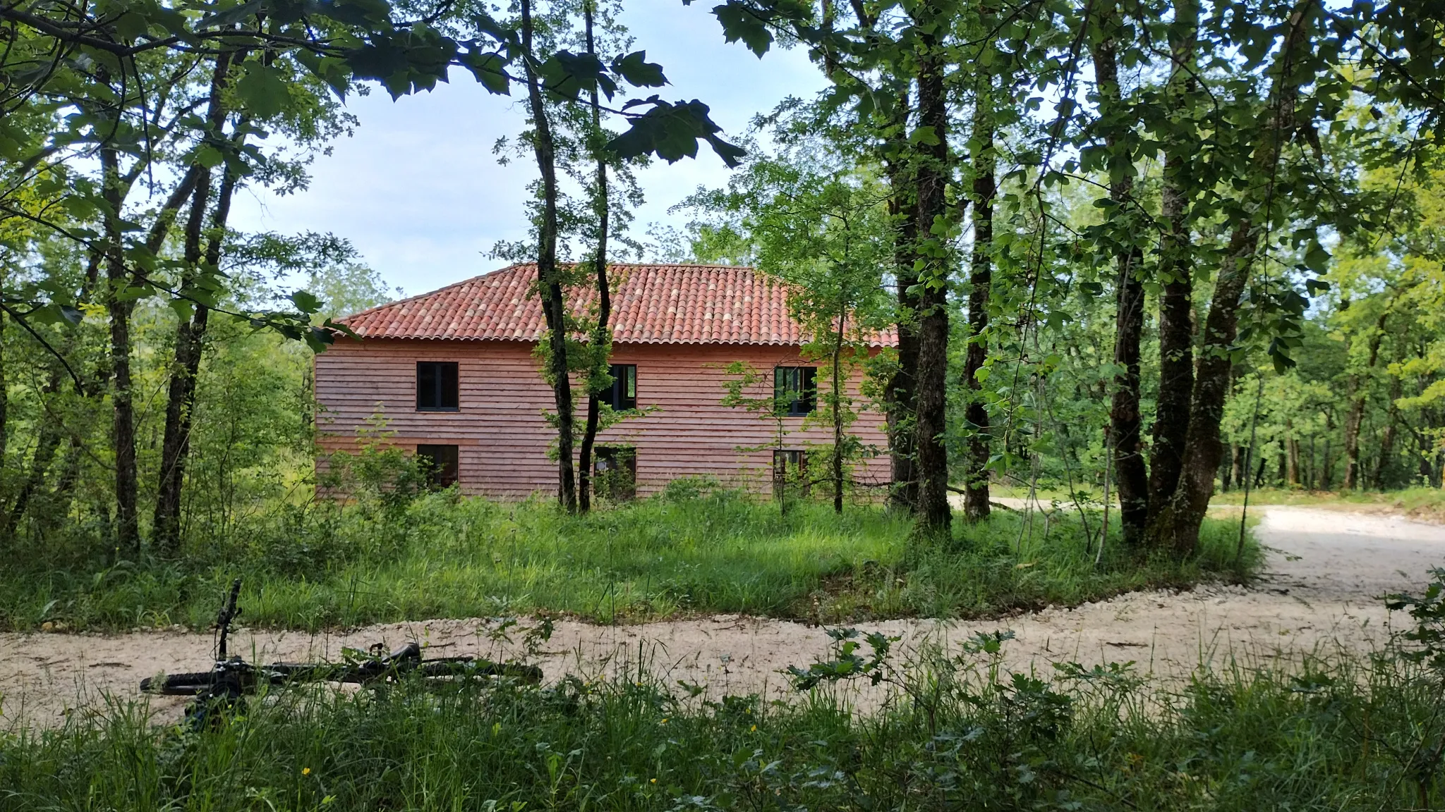 Maison ossature bois à vendre au milieu des bois à Masquieres 