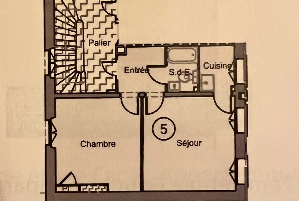 À vendre : Appartement 2 pièces à Adamville, St Maur des Fossés 