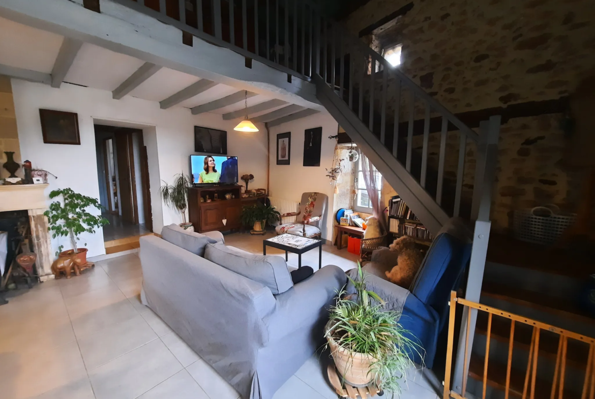 Maison 6 pièces de 120 m² à vendre à Biron 