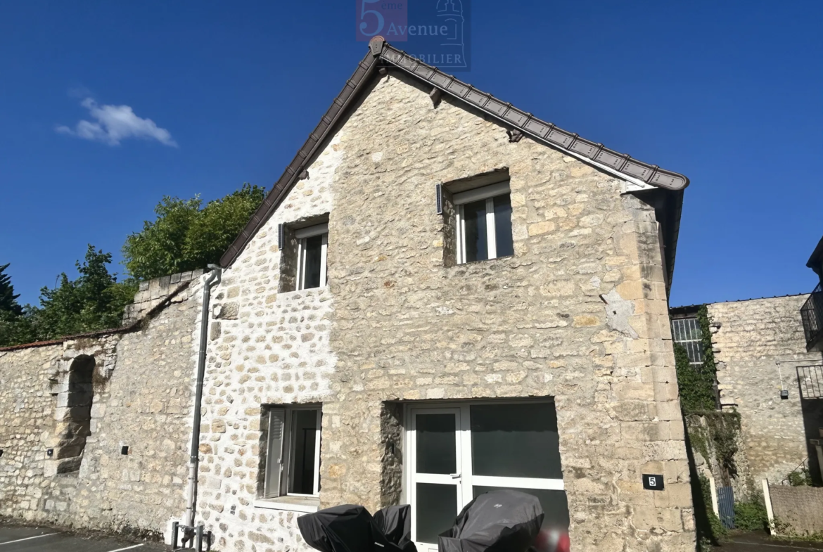 Maison ancienne rénovée à vendre à Vineuil Saint Firmin 