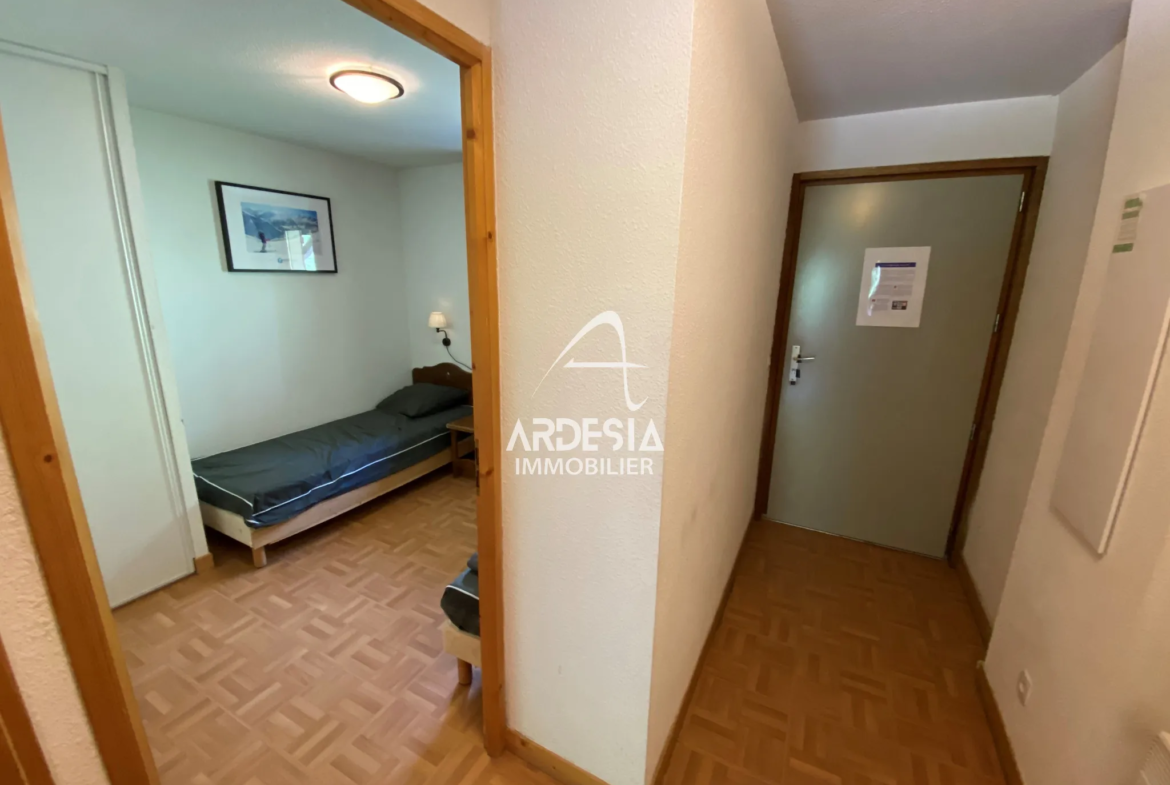 Appartement 2 pièces à vendre à Saint-Sorlin d'Arves - 80000 € 