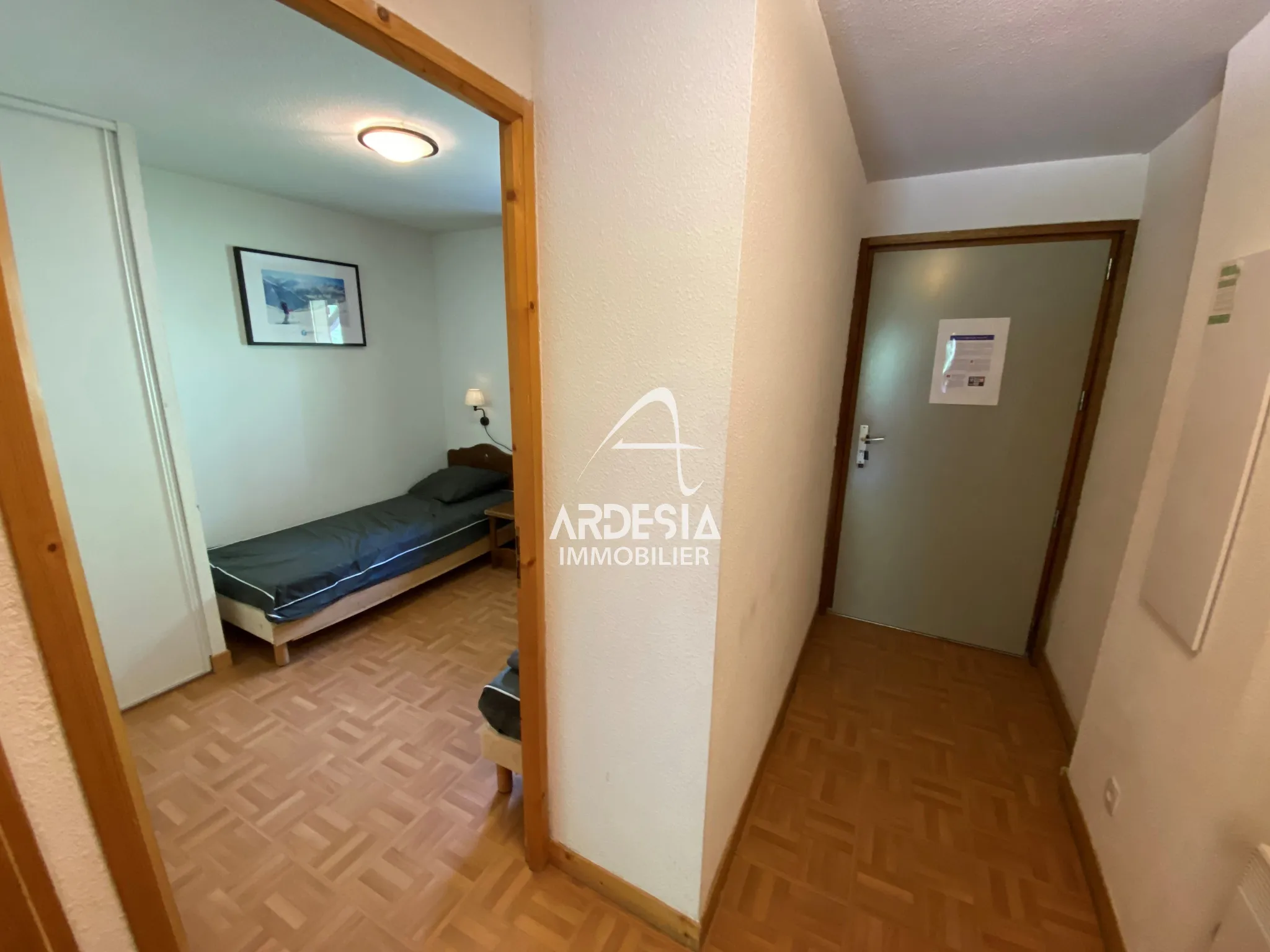 Appartement 2 pièces à vendre à Saint-Sorlin d'Arves - 80000 € 