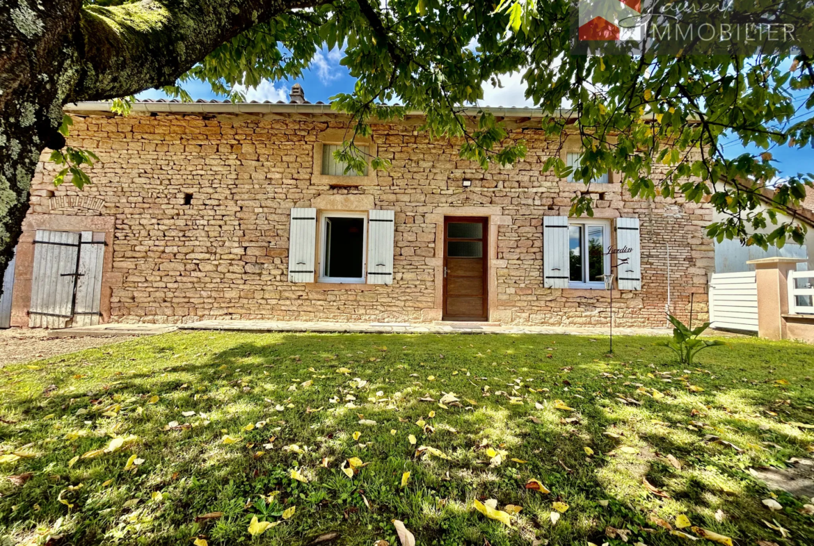 Maison en vente à Ratenelle (71) avec jardin 