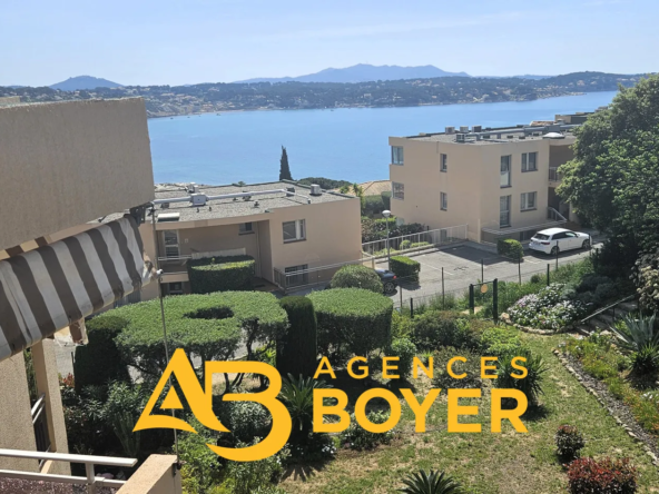 Studio Vue Mer avec Parking Privé à Bandol