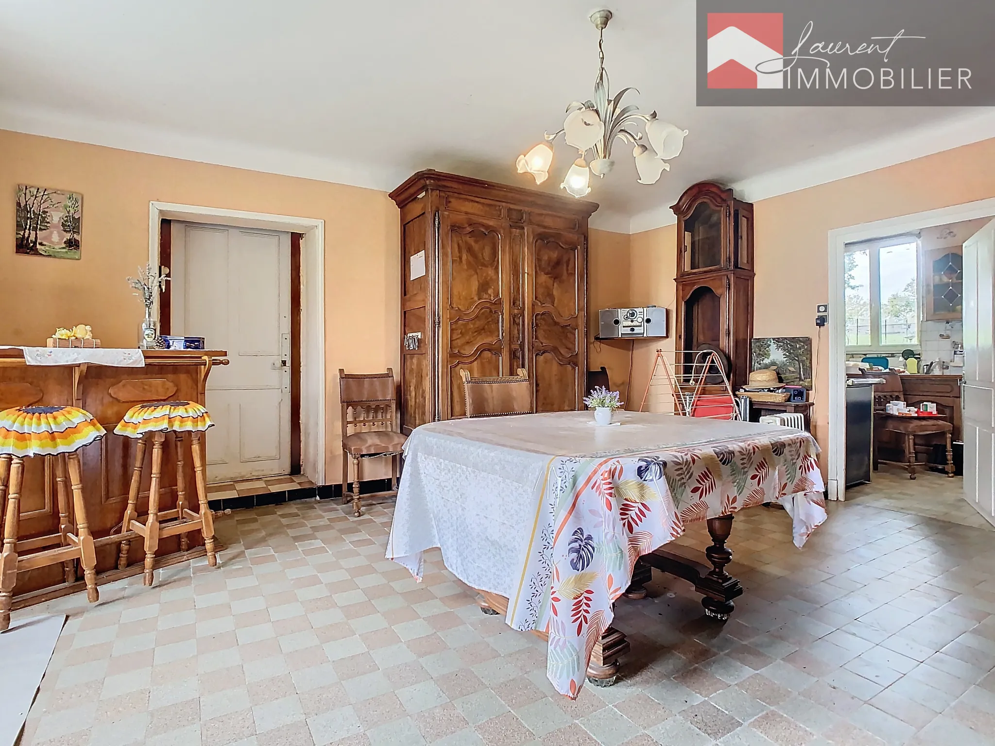 Vente d'une grande maison avec 3 chambres près de Pont-de-Vaux 