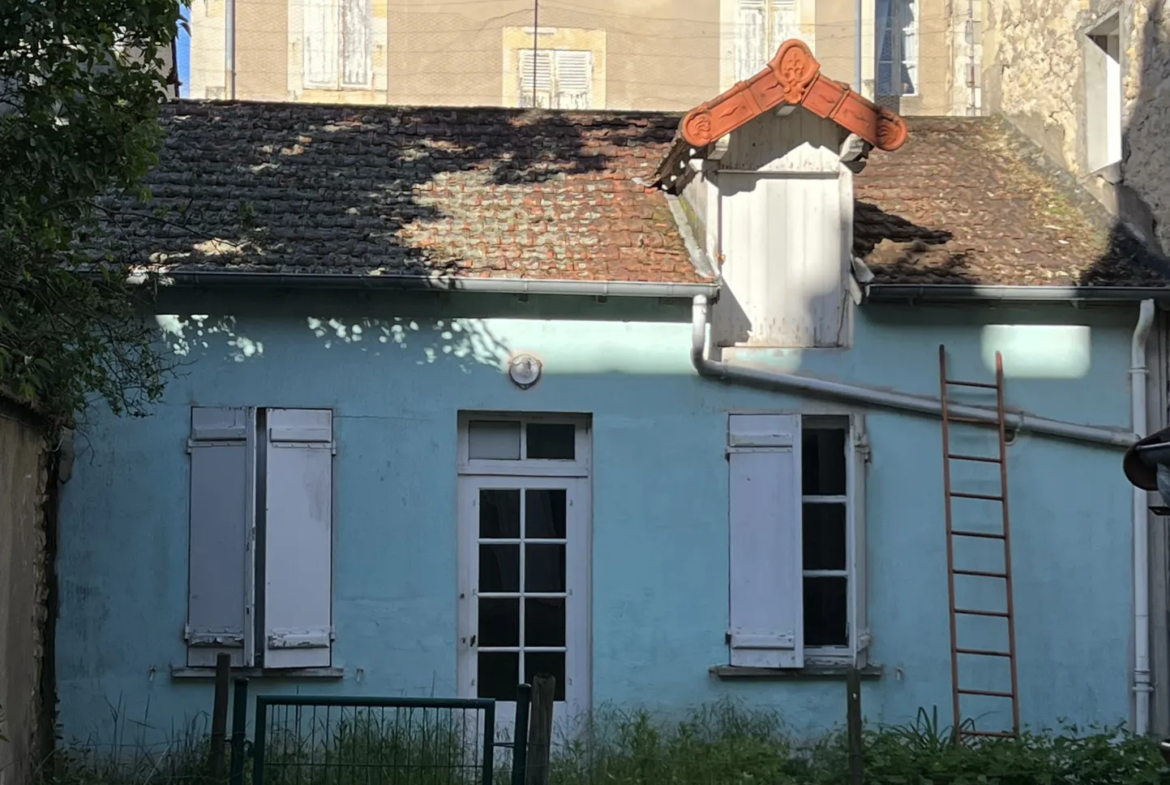 Studio à vendre à Nevers avec jardin privatif 