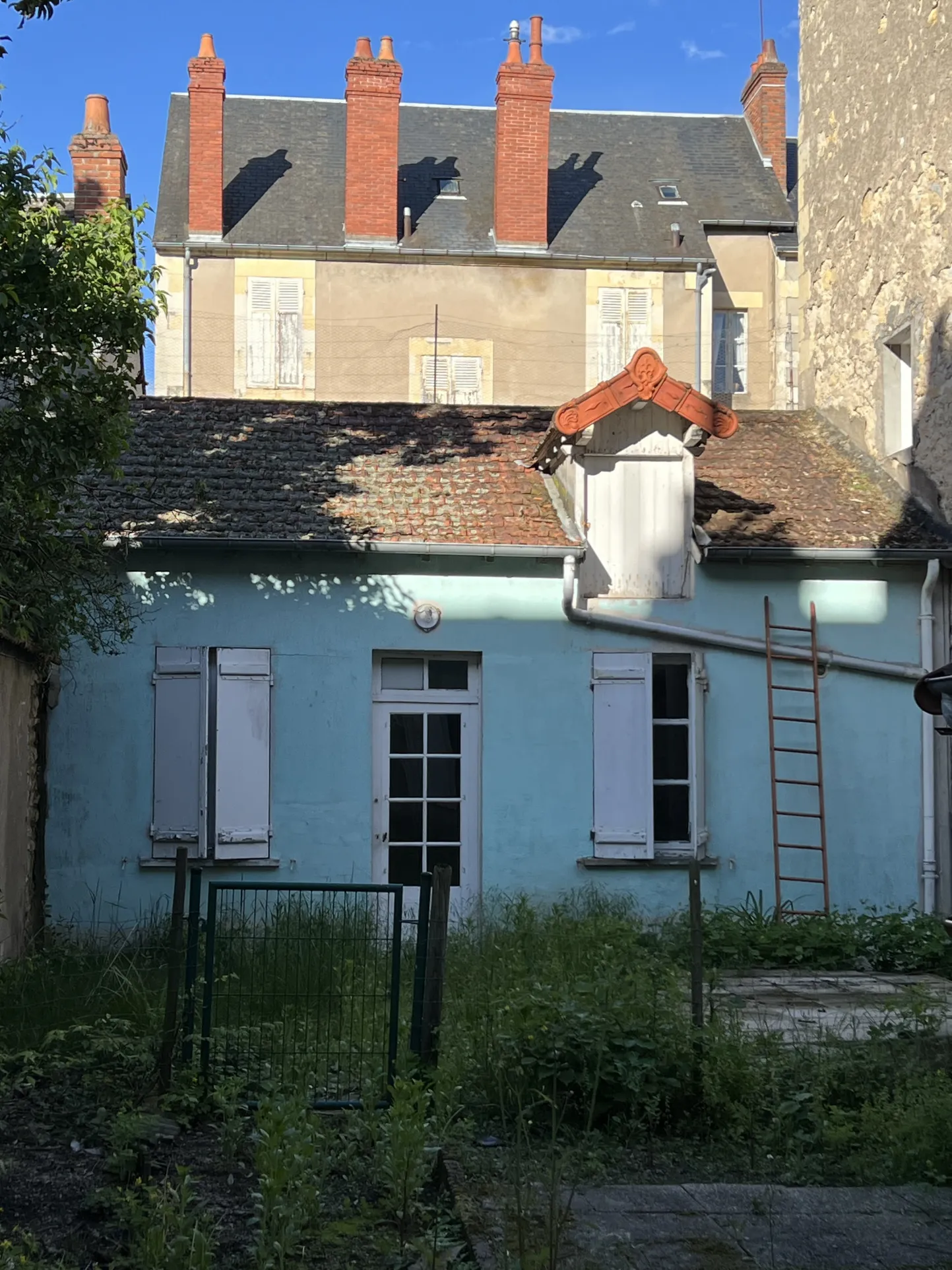 Studio à vendre à Nevers avec jardin privatif 