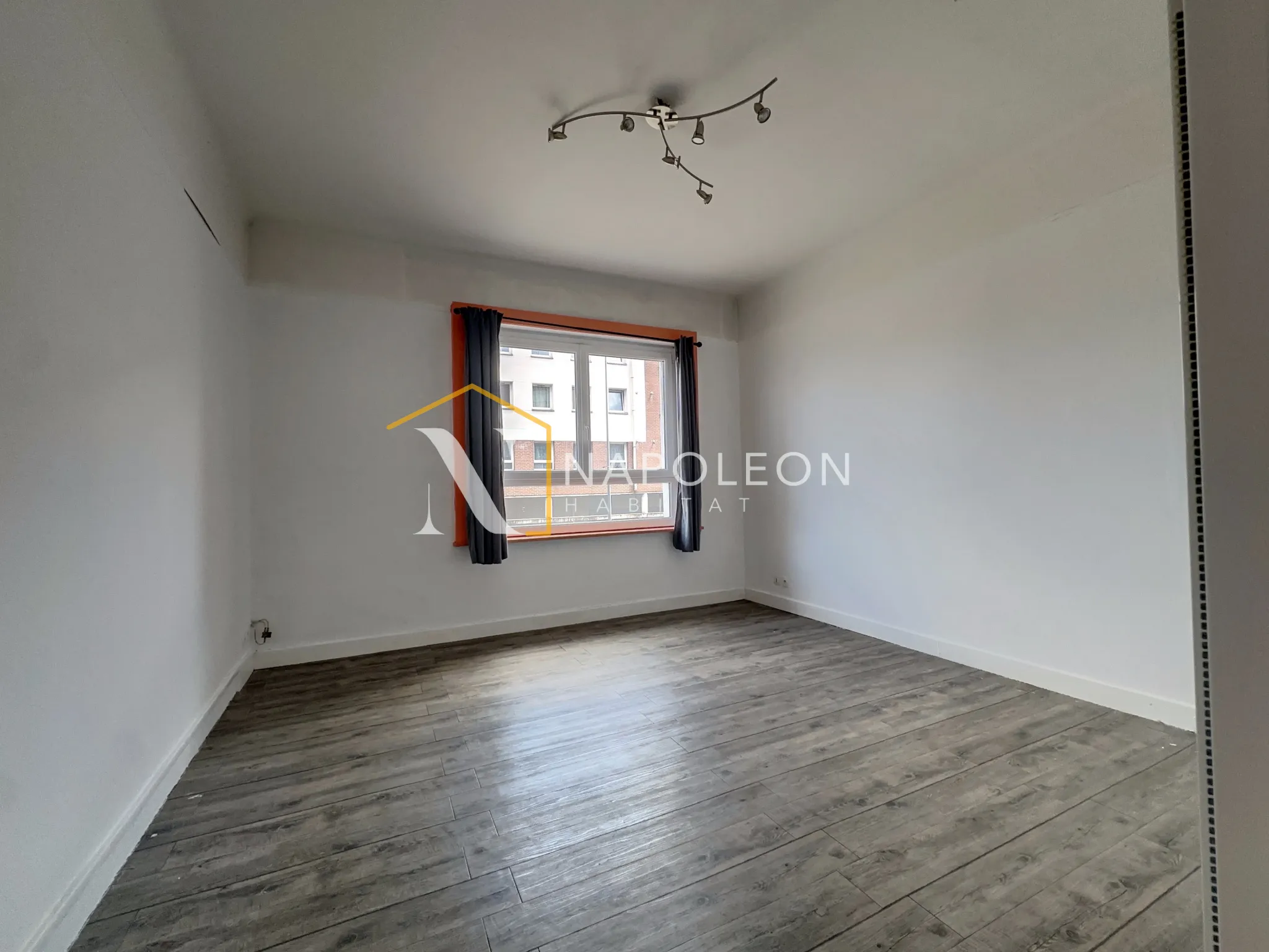 Appartement à rénover avec potentiel à Lille - 275000 EUR 