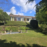 Belle maison à 10 minutes de Paray-le-Monial avec véranda et parc arboré