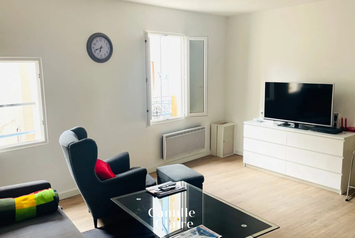 Appartement T2 rénové à Peyrolles en Provence 