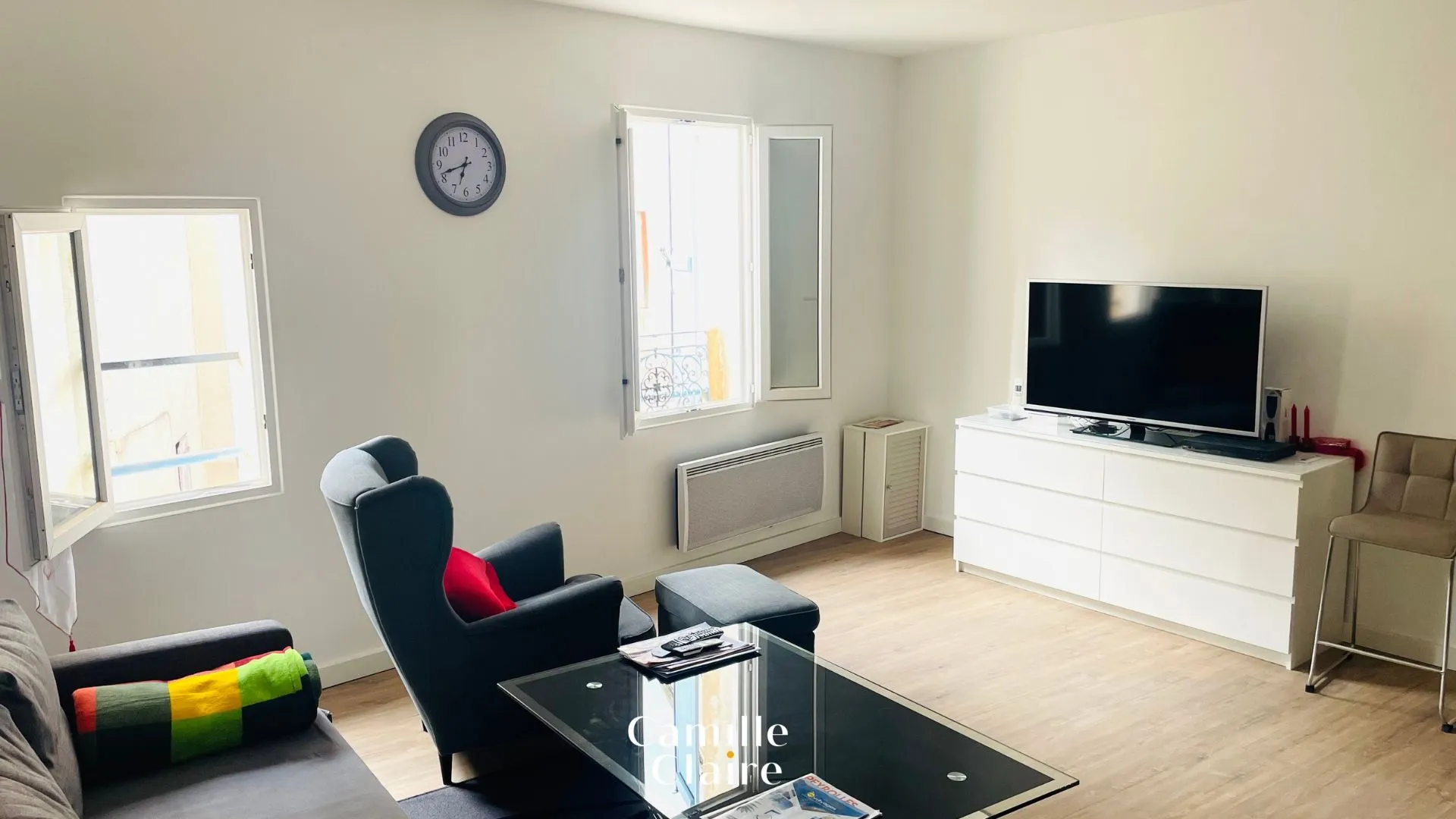 Appartement T2 rénové à Peyrolles en Provence 