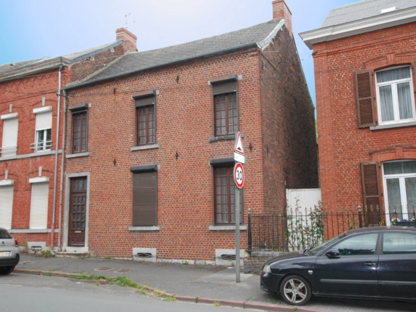 Maison spacieuse à Jeumont - 5 chambres et terrain clos