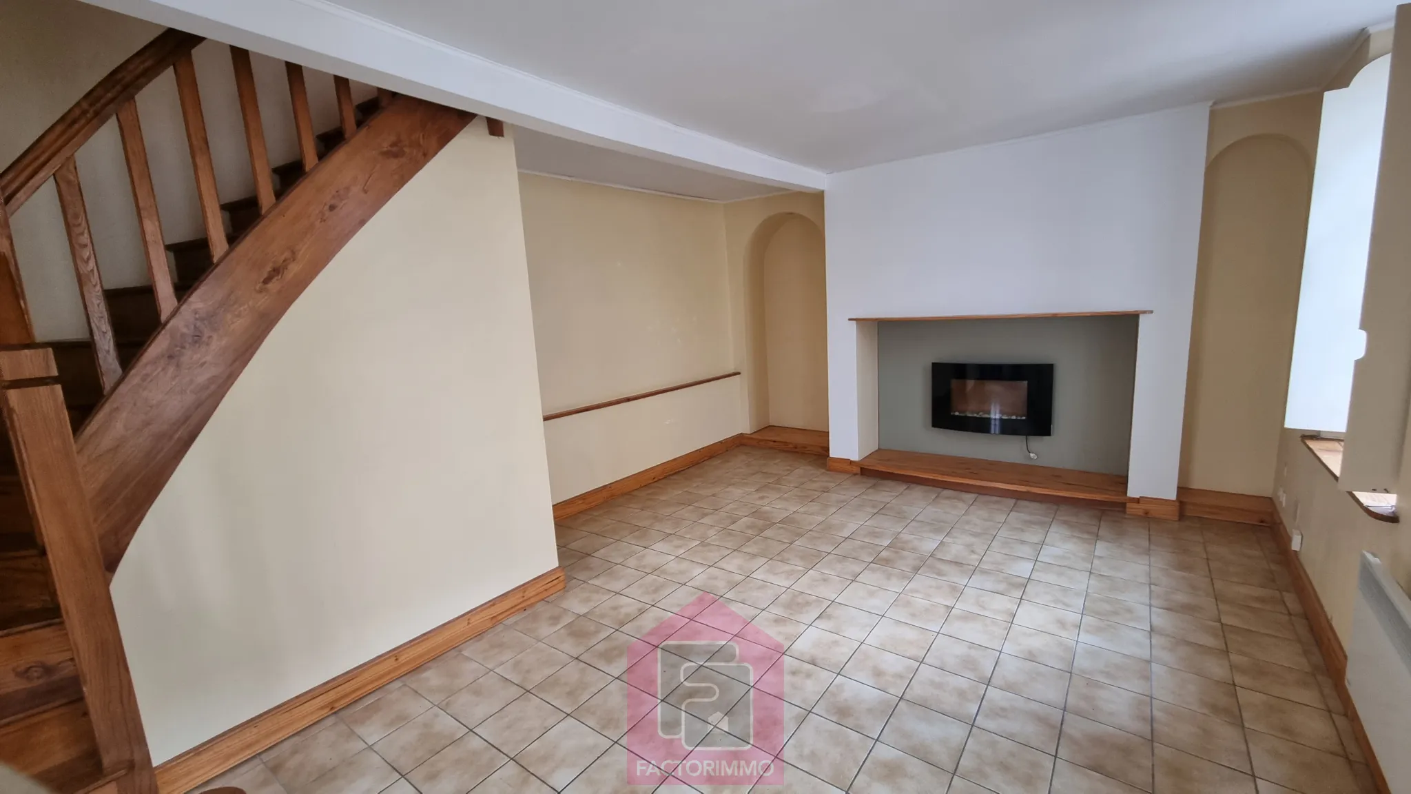 Vente Jolie Maison de Village à Puy l'Évêque 