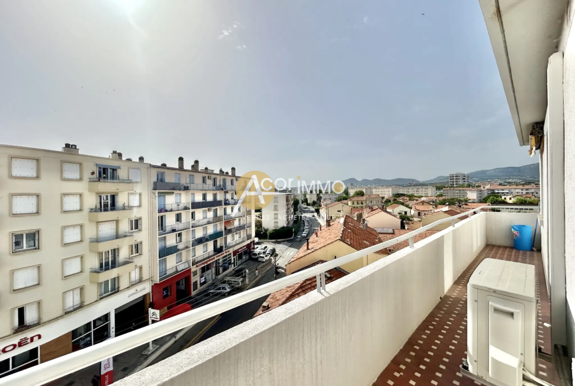 Appartement T4 avec ascenseur et cave à La Seyne-sur-Mer 