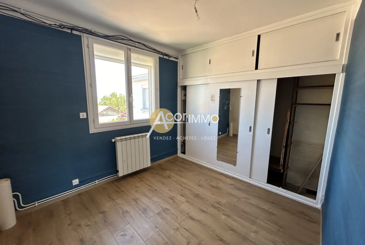 Appartement T4 avec ascenseur et cave à La Seyne-sur-Mer 