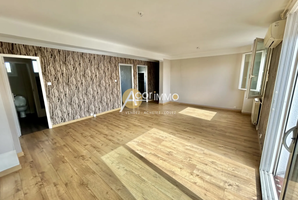 Appartement T4 avec ascenseur et cave à La Seyne-sur-Mer 