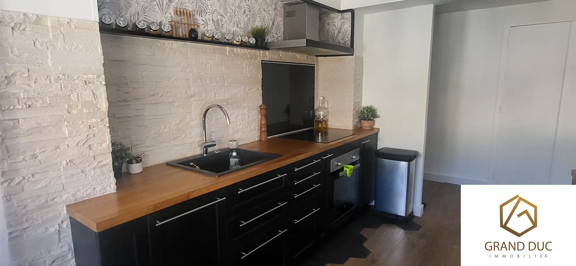 Bel Appartement T2 à Marseille, Rue Caisserie, 13002 