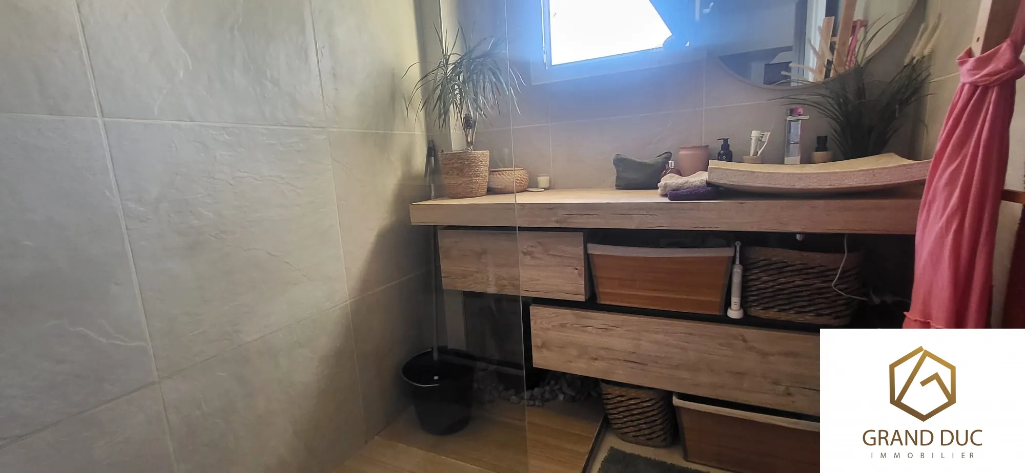 Bel Appartement T2 à Marseille, Rue Caisserie, 13002 