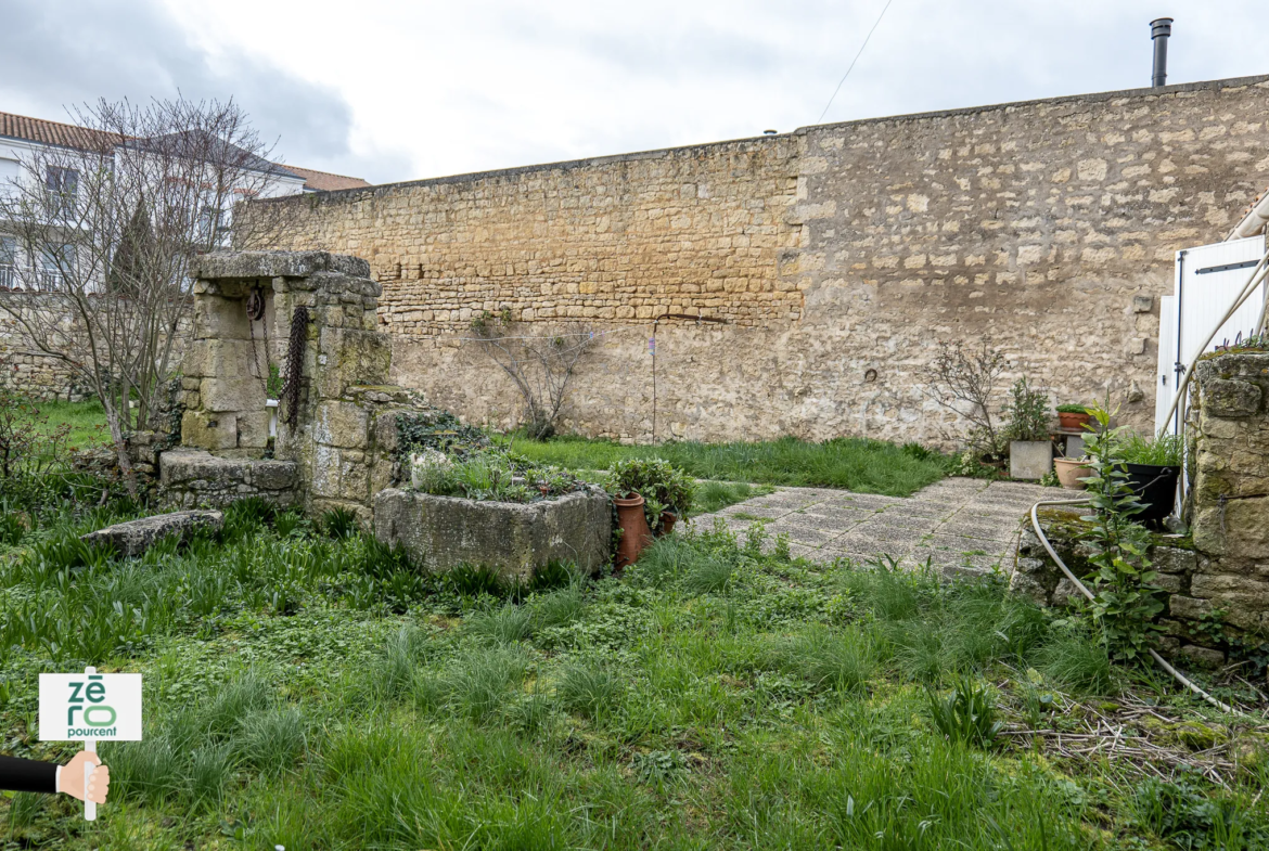 Maison à vendre à Luçon, proche de l'hypercentre 