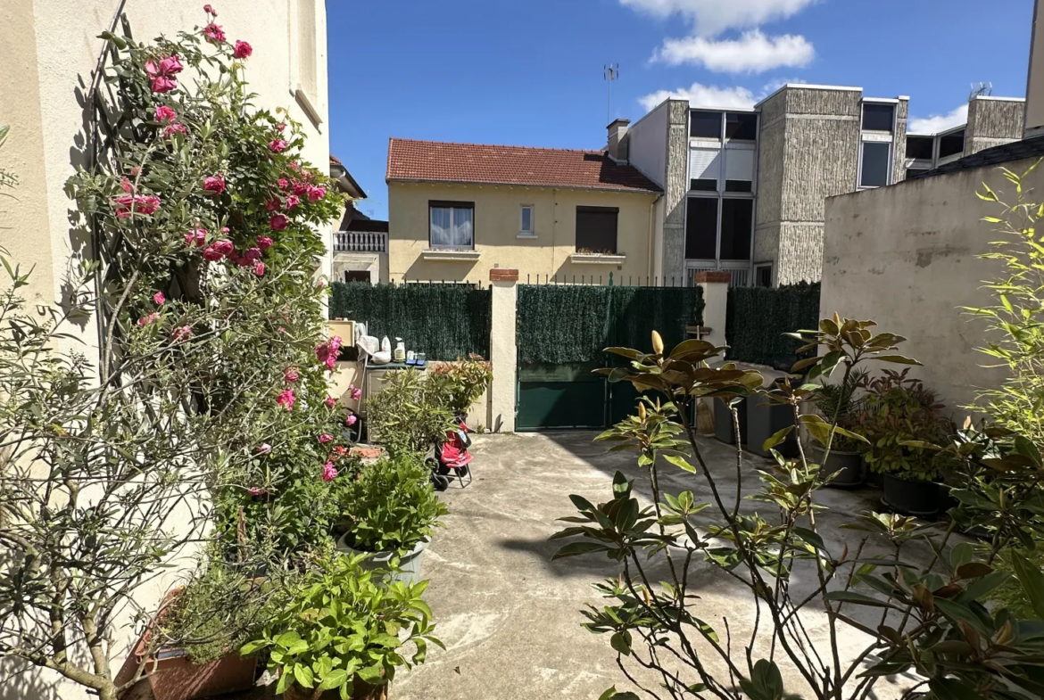 Maison de ville à vendre à Bellerive sur Allier - 93 m² 