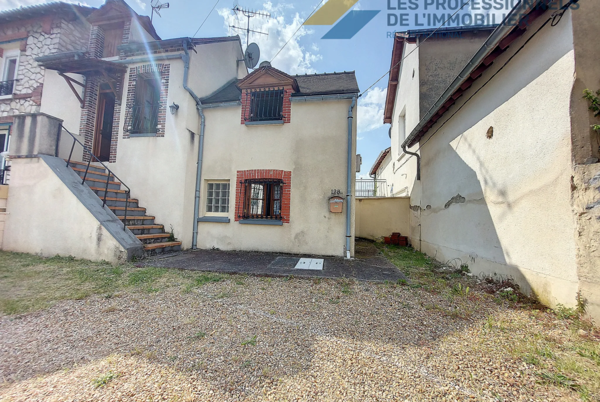 Maison de ville à vendre à Montargis - 37 m² 