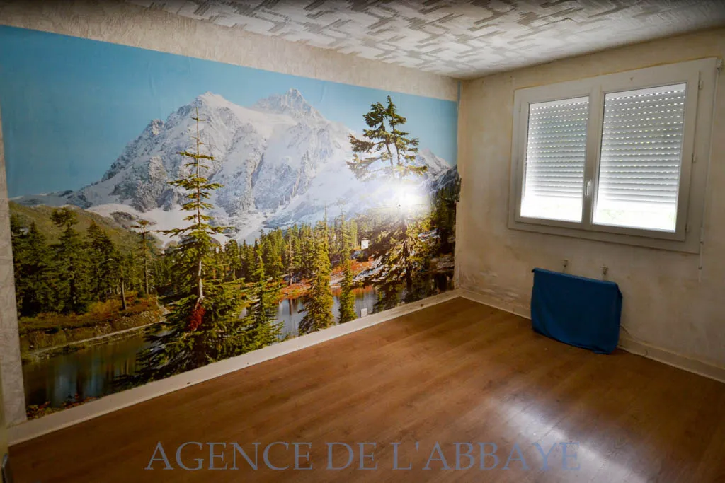 Maison de 133 m² à Fontcouverte avec studio et grand terrain 