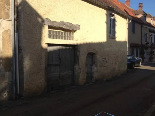 Maison 4 pièces à vendre à Druyes-les-Belles-Fontaines