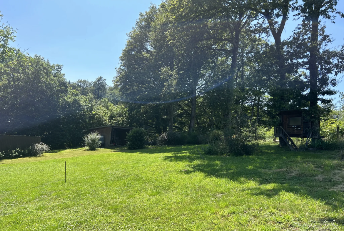 Maison à vendre à Rosiers d'Egletons en Corrèze avec 6 chambres 