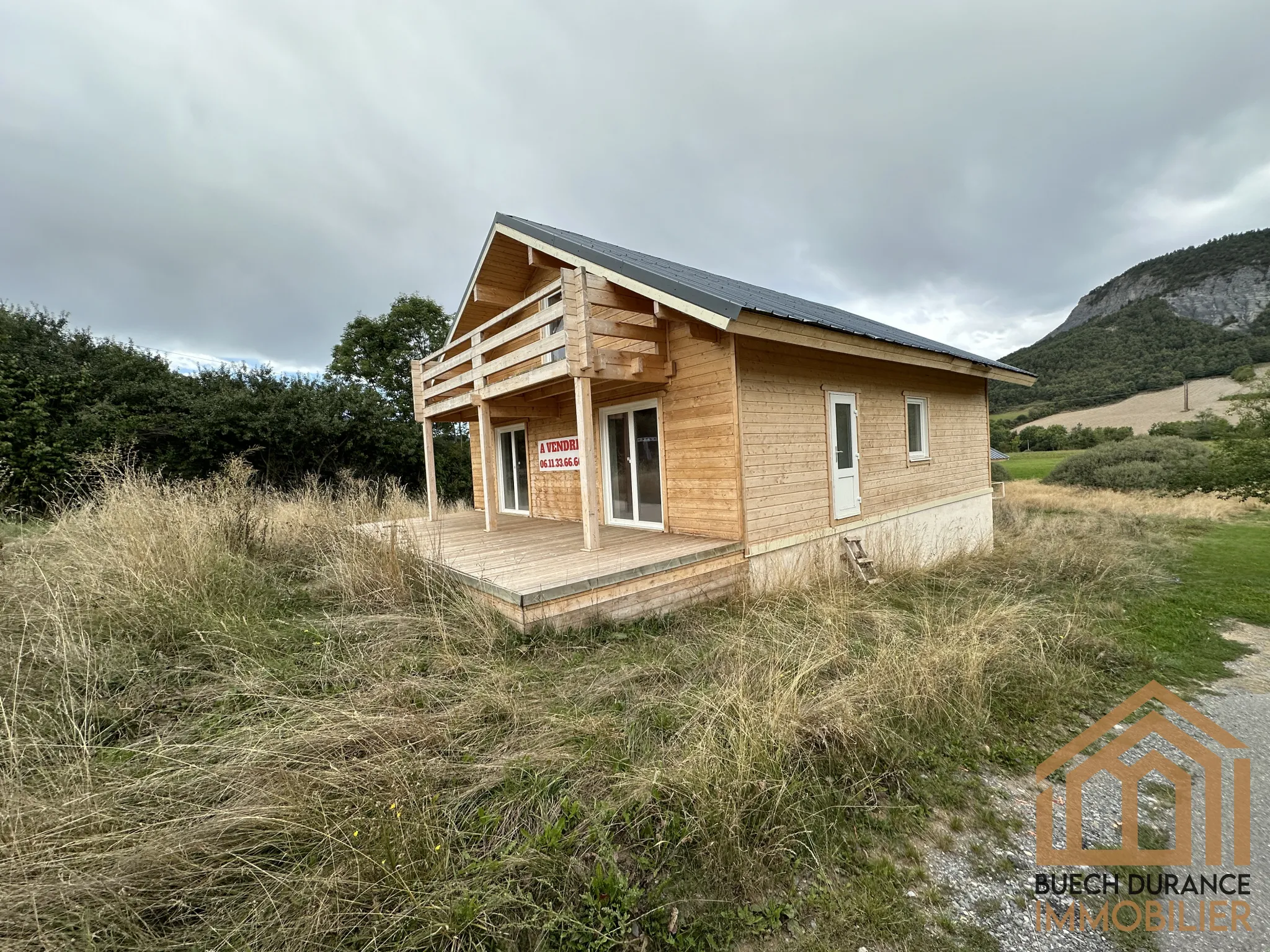 À Vendre : Chalet à Selonnet, Proche d'Ubaye Serre Ponçon - 273 000 € 