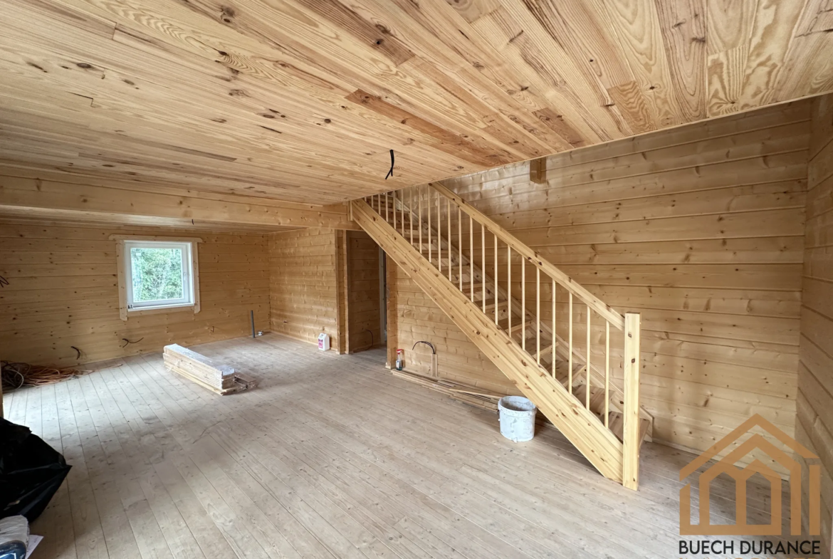 À Vendre : Chalet à Selonnet, Proche d'Ubaye Serre Ponçon - 273 000 € 