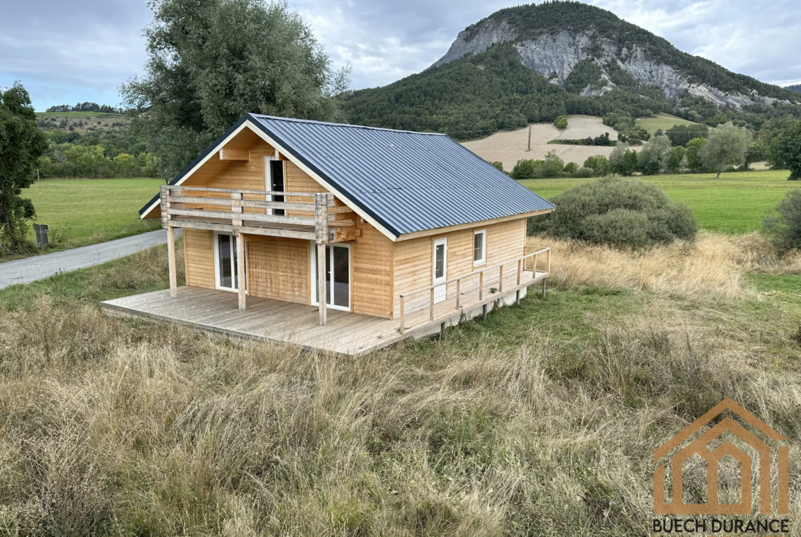 À Vendre : Chalet à Selonnet, Proche d'Ubaye Serre Ponçon - 273 000 € 