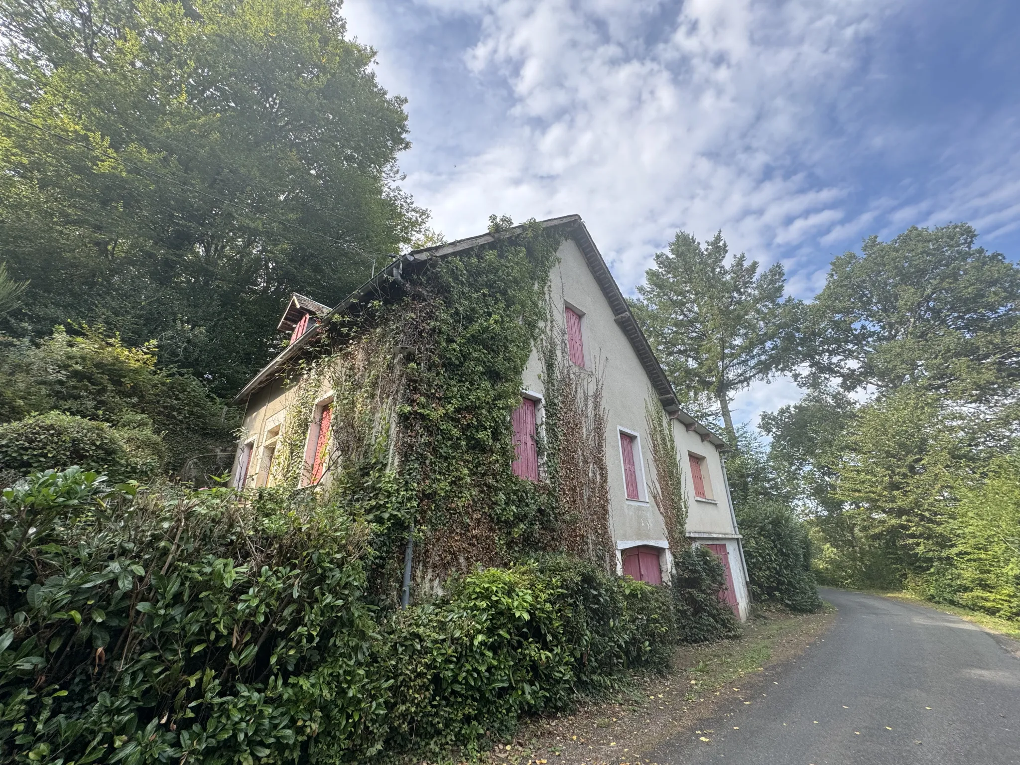 Maison à vendre à Saint Salvadour en Corrèze 