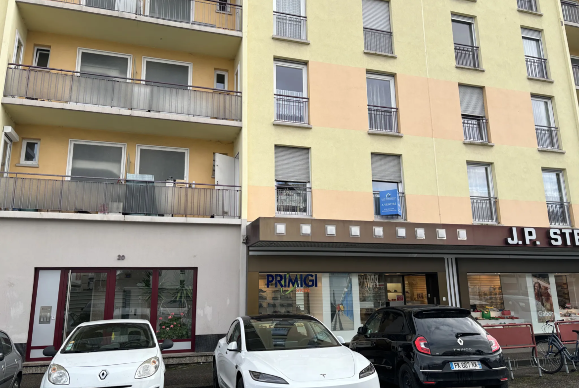 Appartement lumineux 4 pièces à Schiltigheim avec balcons et vue sur parc 