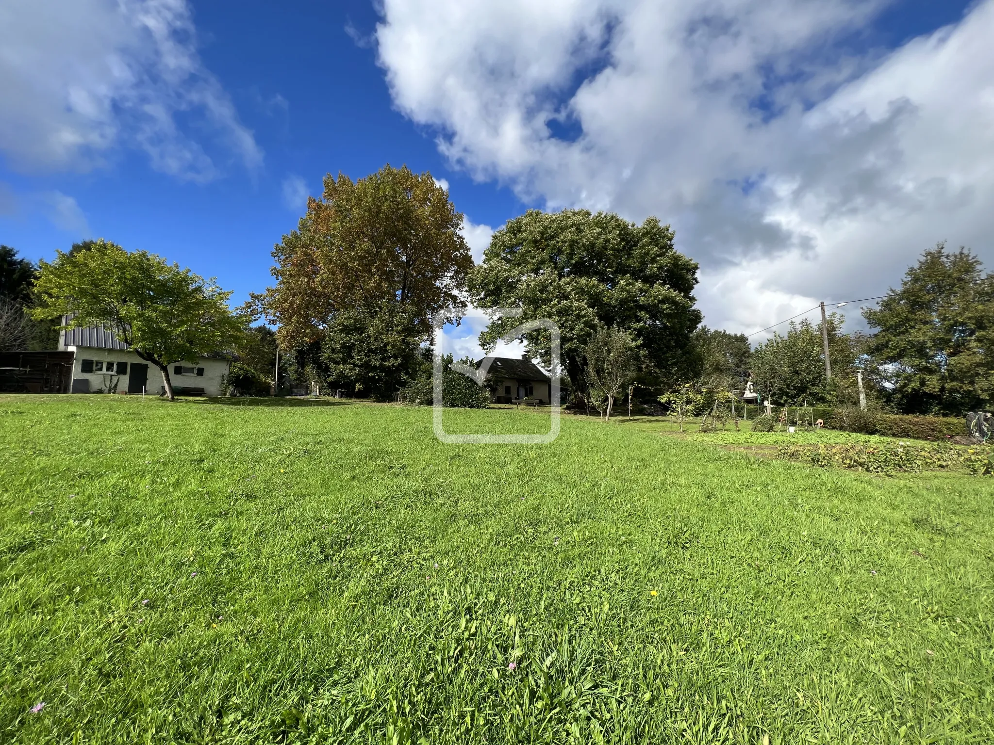 Maison charmante de 65 m² avec garage à vendre à Ste Fereole 