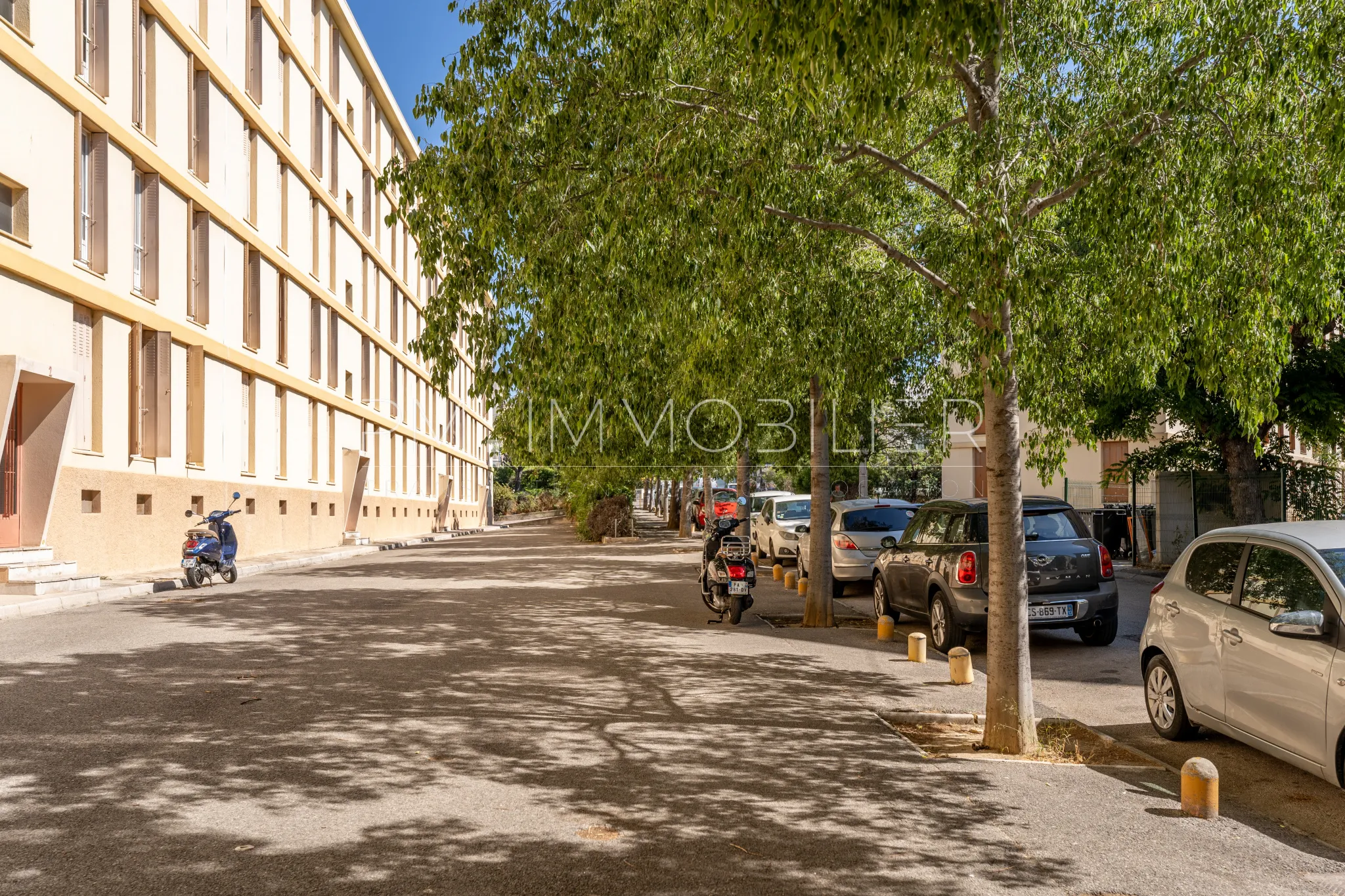 Spacious Apartment with Views in Sainte Marguerite, Marseille 