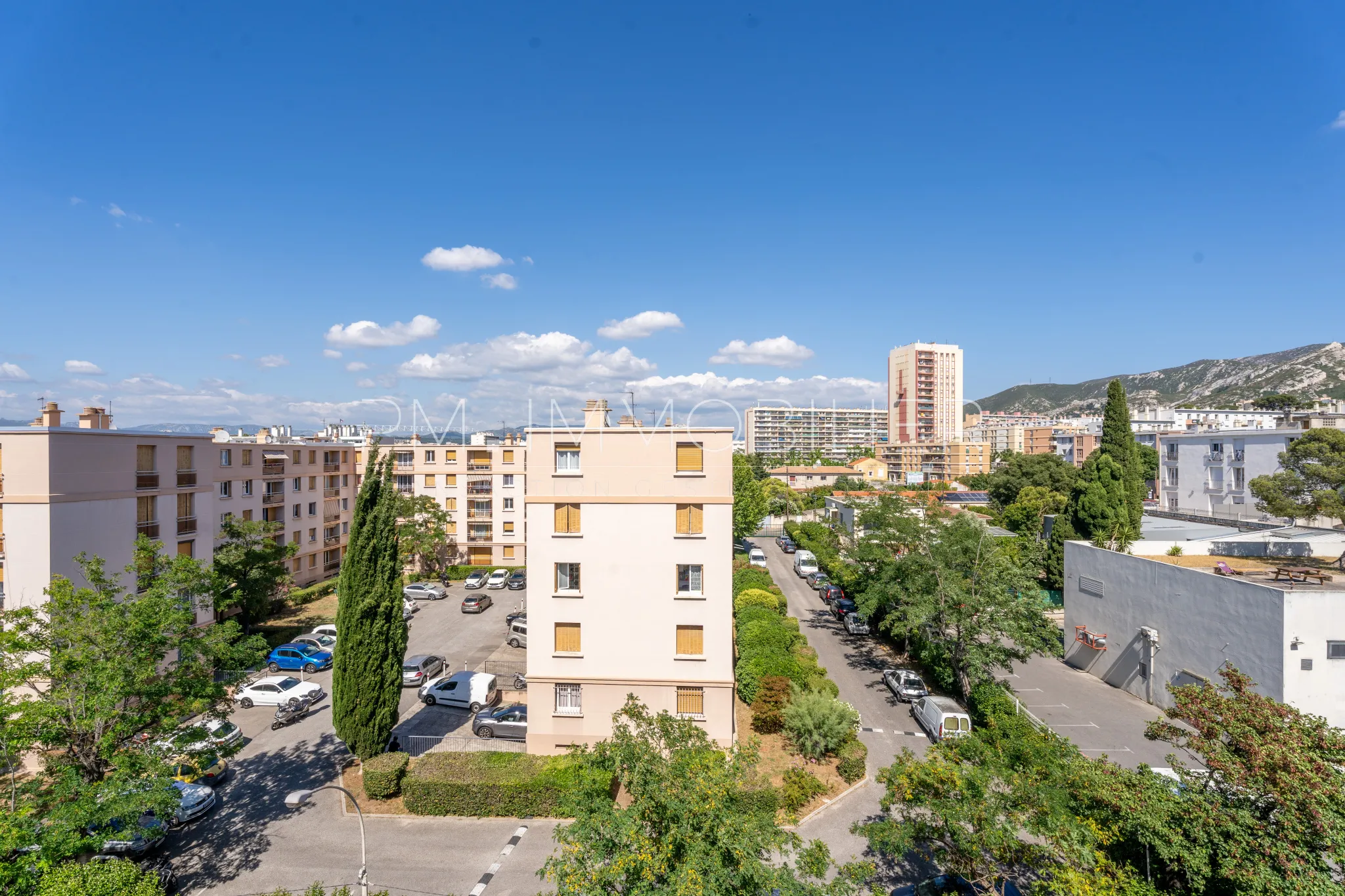 Spacious Apartment with Views in Sainte Marguerite, Marseille 