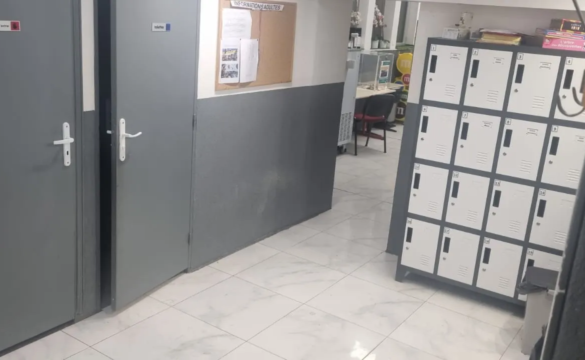 Immeuble de bureaux à vendre à Saint-Étienne - 220 m² 