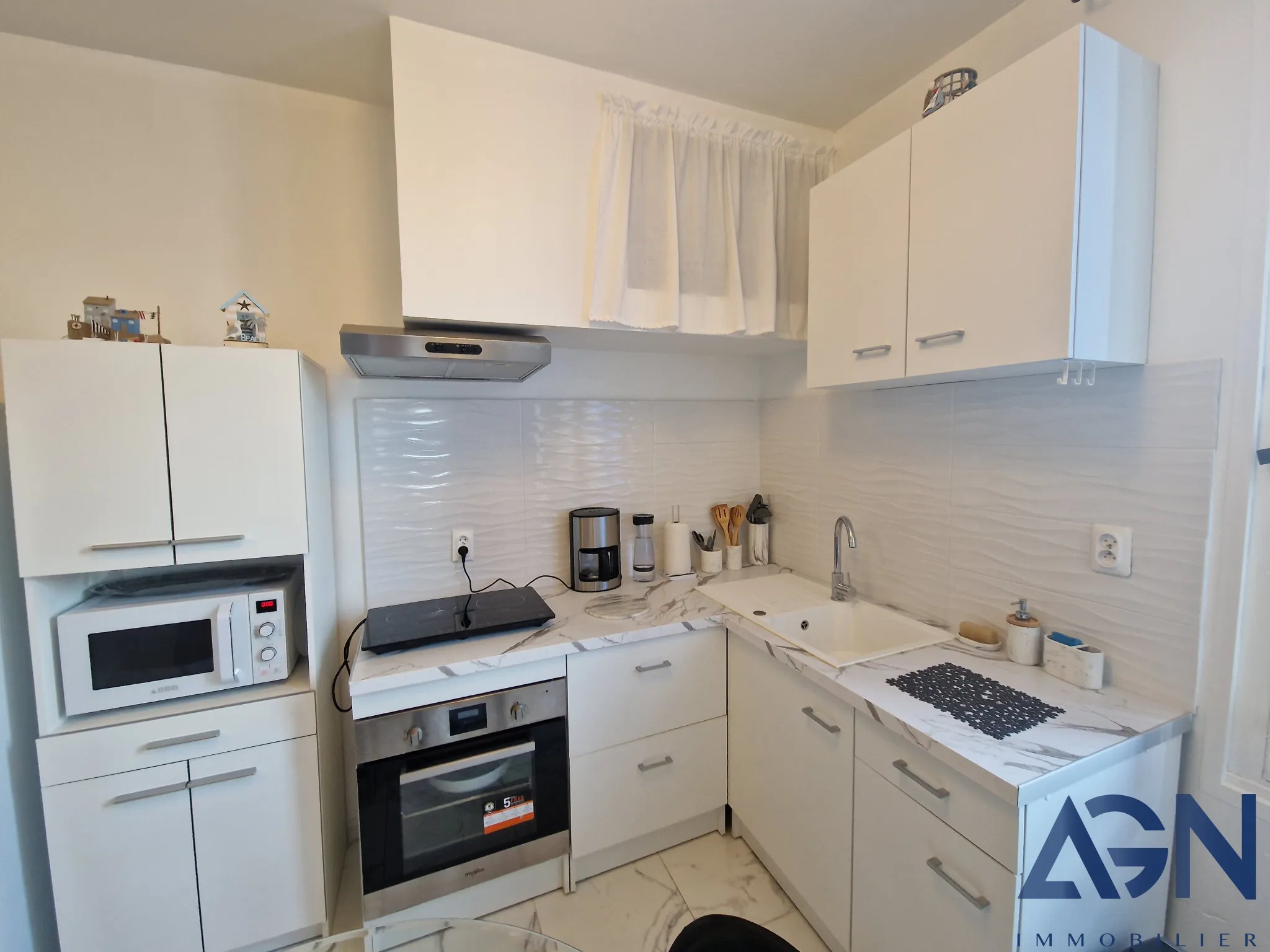 À VENDRE : APPARTEMENT 3 PIÈCES DE 46M² LUMINEUX À AGDE VUE SUR L'HÉRAULT 