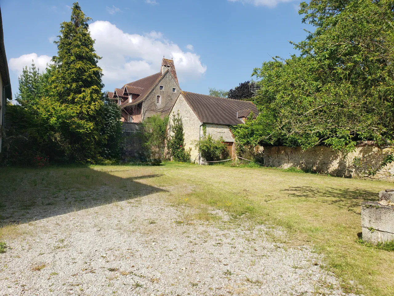 Maison spacieuse à vendre à Sées - 174 m² avec 4 chambres 