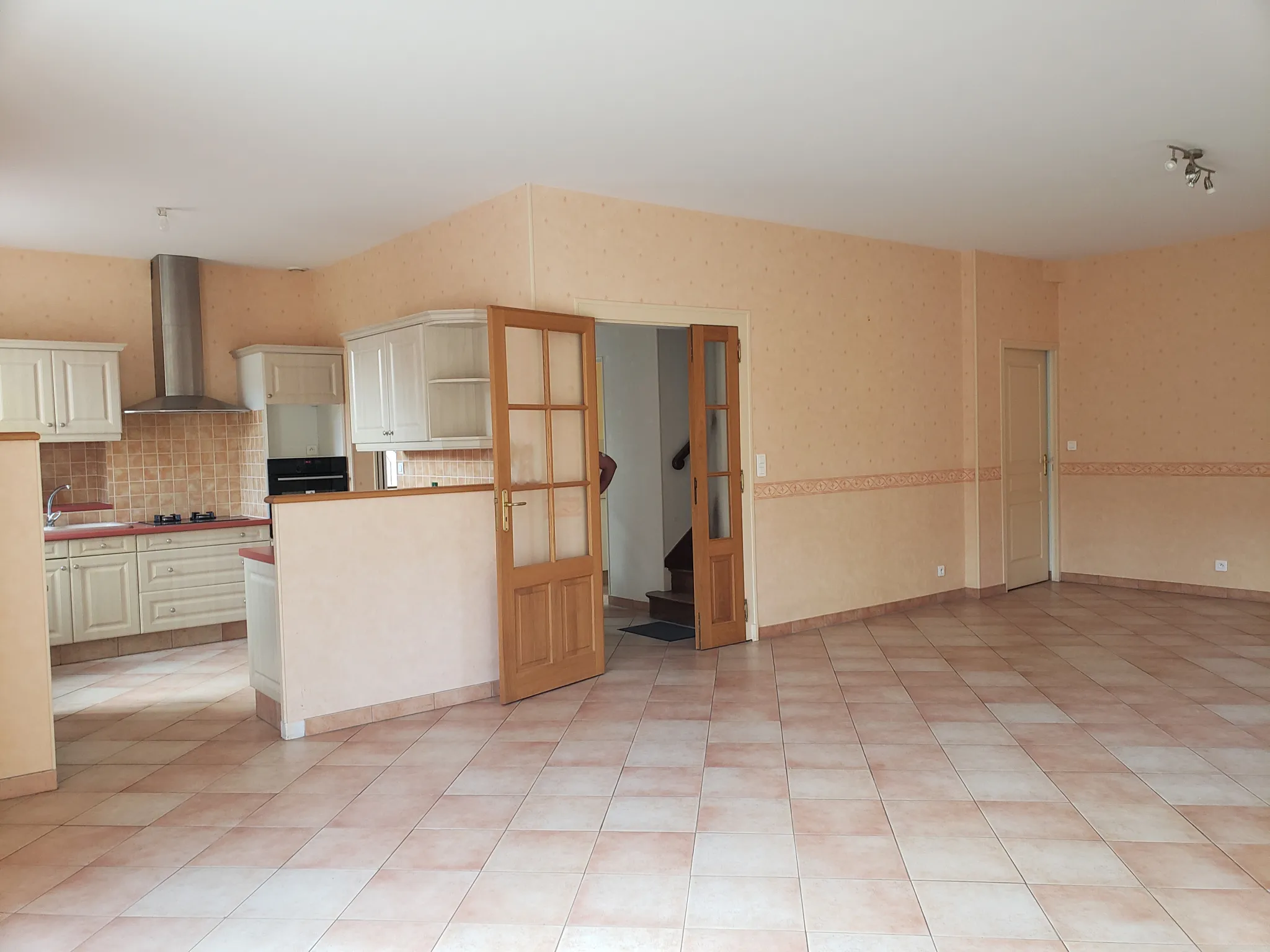 Maison spacieuse à vendre à Sées - 174 m² avec 4 chambres 